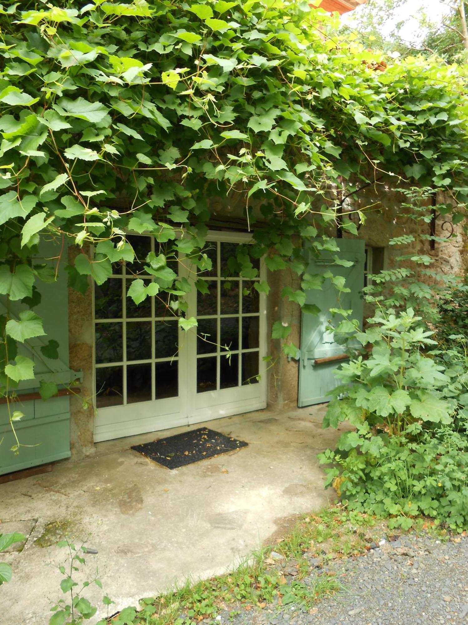 Les Grangeonnes, Gites Nature, Piscine, Bain Nordique, Sauna Pour Accueil Familiale Ou De Groupe Saint-Basile Exteriör bild