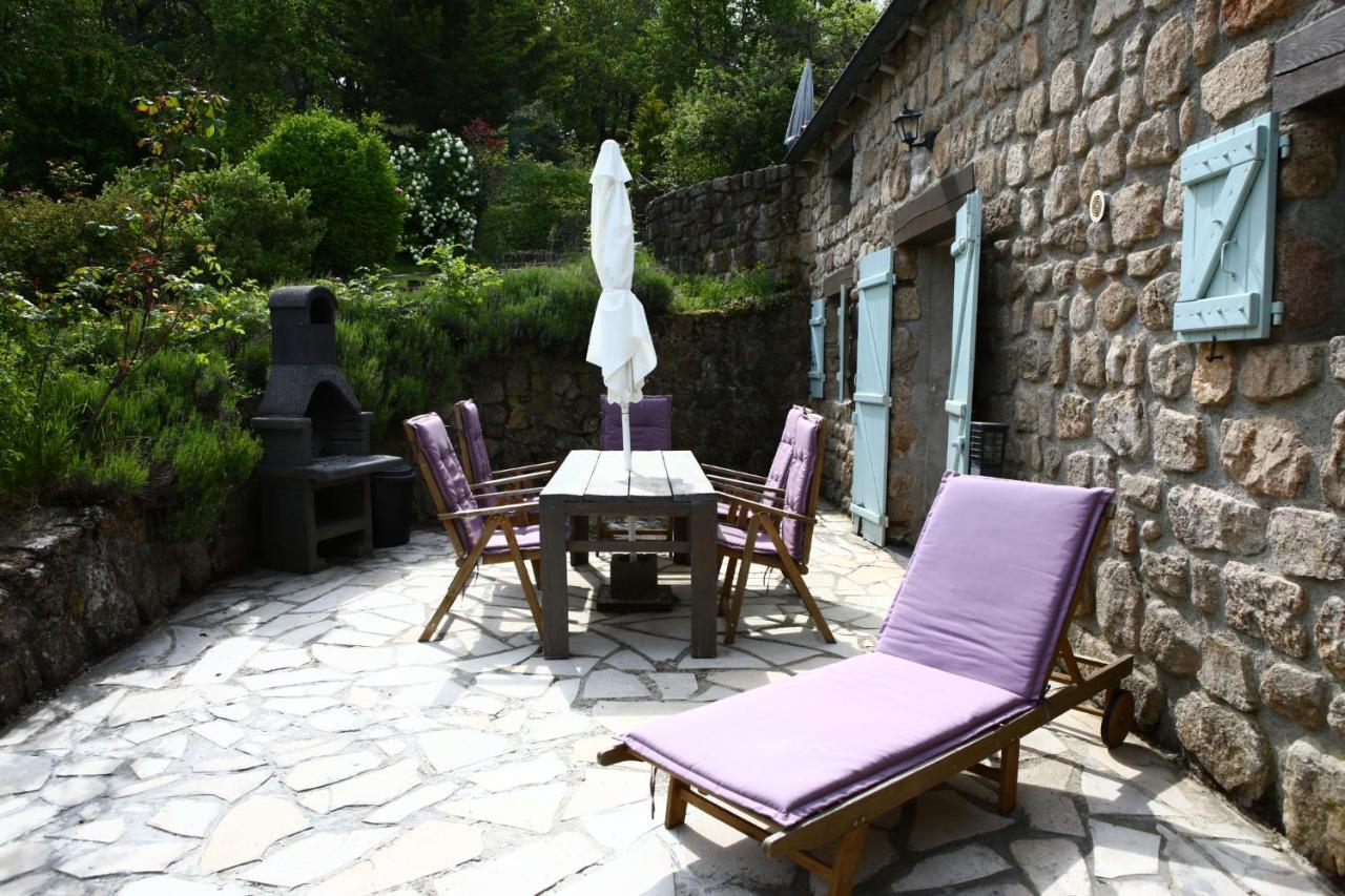 Les Grangeonnes, Gites Nature, Piscine, Bain Nordique, Sauna Pour Accueil Familiale Ou De Groupe Saint-Basile Exteriör bild